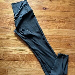 Lululemon Align legging 28” in green